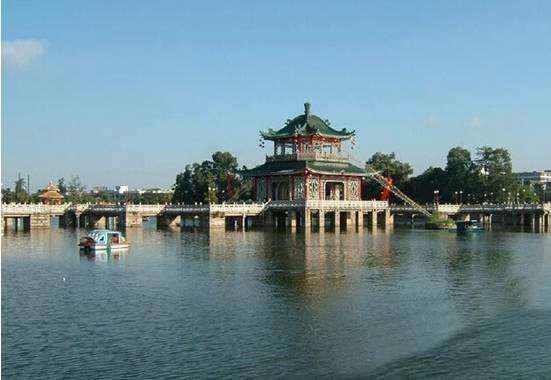 揭阳进贤门吃瓜事件,一场引发热议的网络狂欢