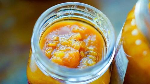 玻璃瓶吃瓜,创意吃瓜新体验