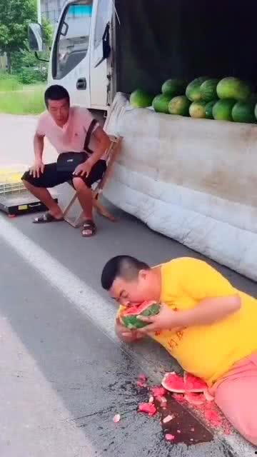 胖子的烦恼吃瓜视频,揭秘吃瓜视频背后的心理困境