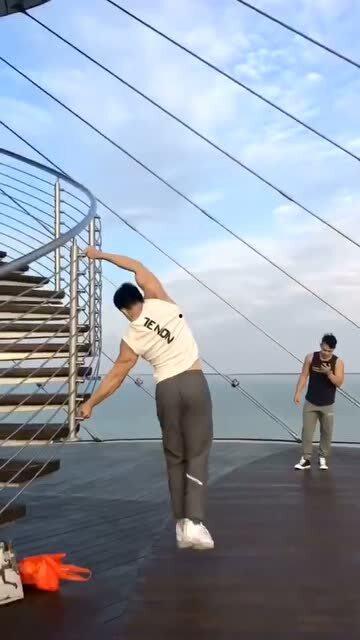 在海边吃瓜群众视频图片,欢乐时光定格瞬间