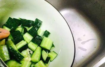 土瓜怎么吃凉拌,夏日清爽家常菜制作指南