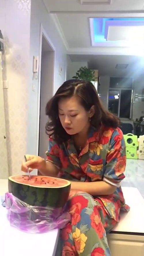 乐姐吃瓜日常,揭秘娱乐圈幕后故事