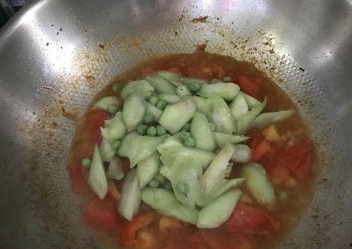 线瓜炒着吃,线瓜炒制，色香味俱全